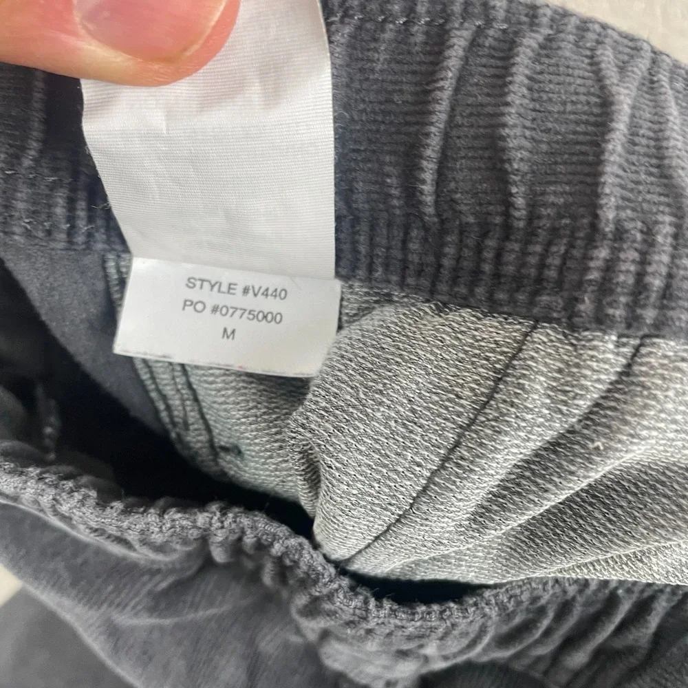 Vuori Optimist Pants Mes Medium Gray Corduroy Elastic Waist Drawstring V440
